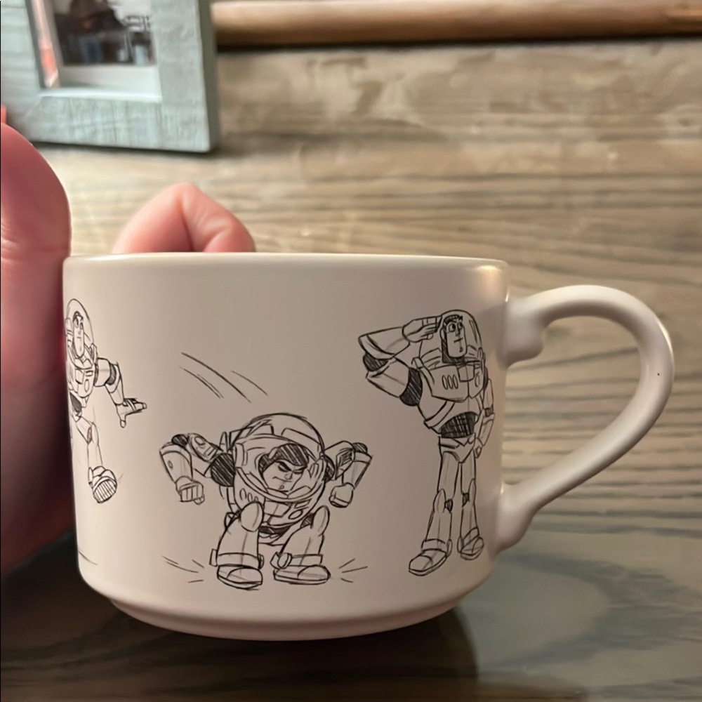 Disney parks buzz lightyear mug brand new